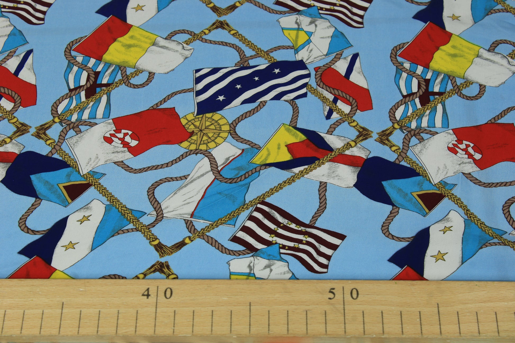 Tissu viscose - imprimé drapeau - multicolore - photo 3/5 | So Tissus