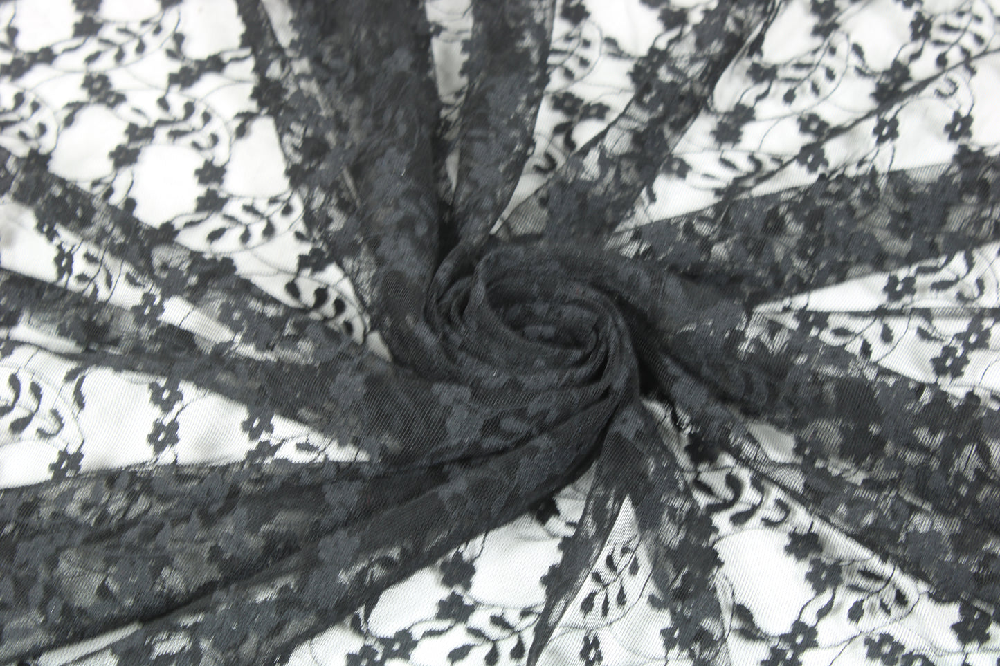 Tissu dentelle - motif fleuri - noir - photo 1/4 | So Tissus