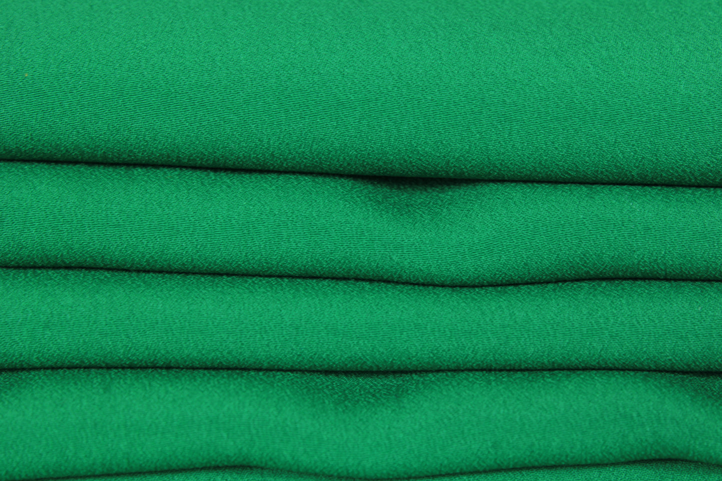 Tissu crêpe de chine - vert prairie - photo 2/4 | So Tissus