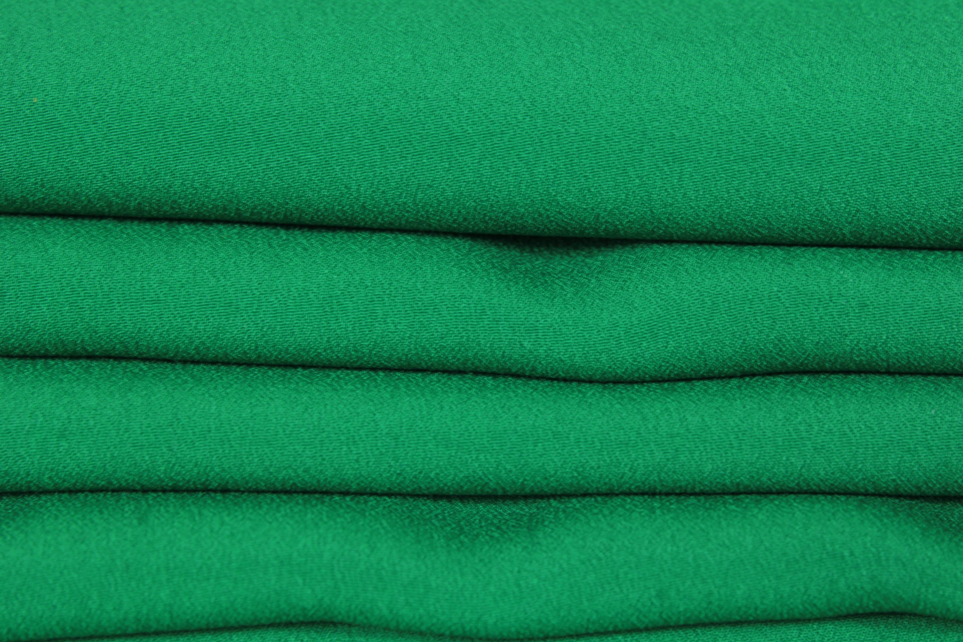 Tissu crêpe de chine - vert prairie - photo 2/4 | So Tissus