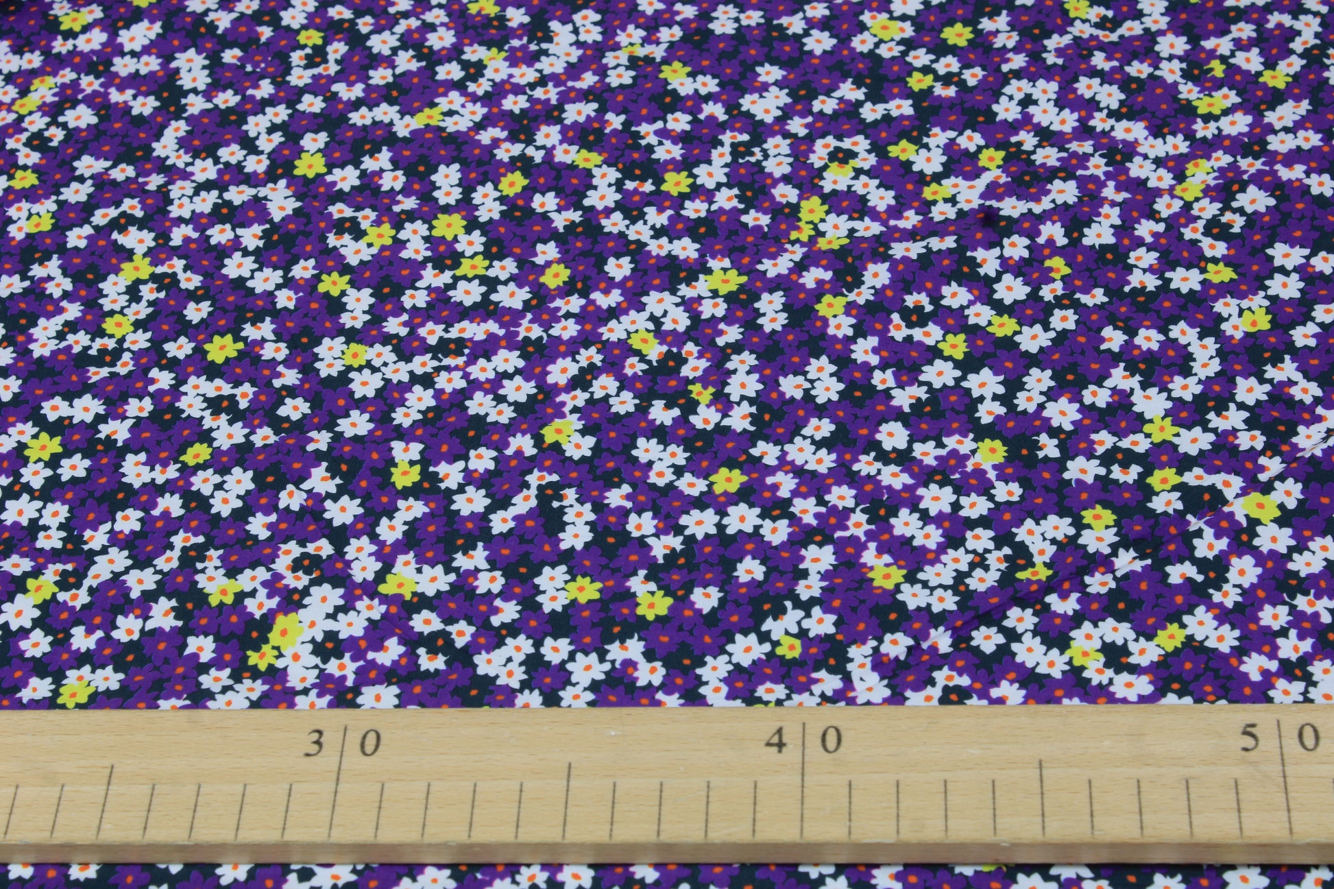 Tissu popeline de coton prestige - imprimé fleuri - ton violet - photo 3/5 | So Tissus