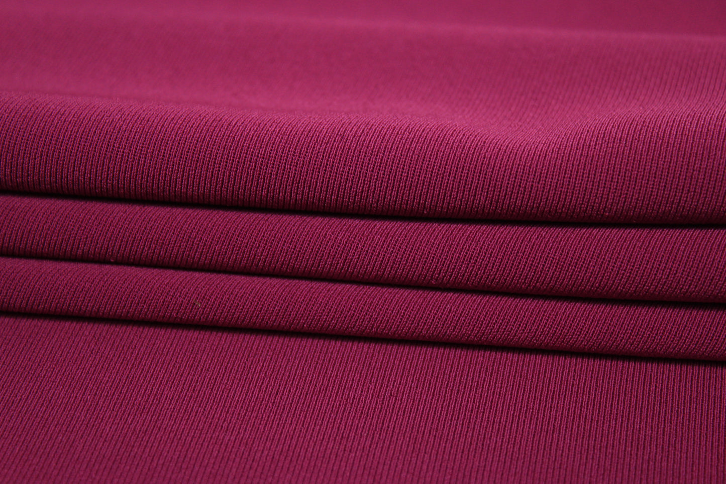Tissu twill crêpe stretch - magenta - photo 2/4 | So Tissus