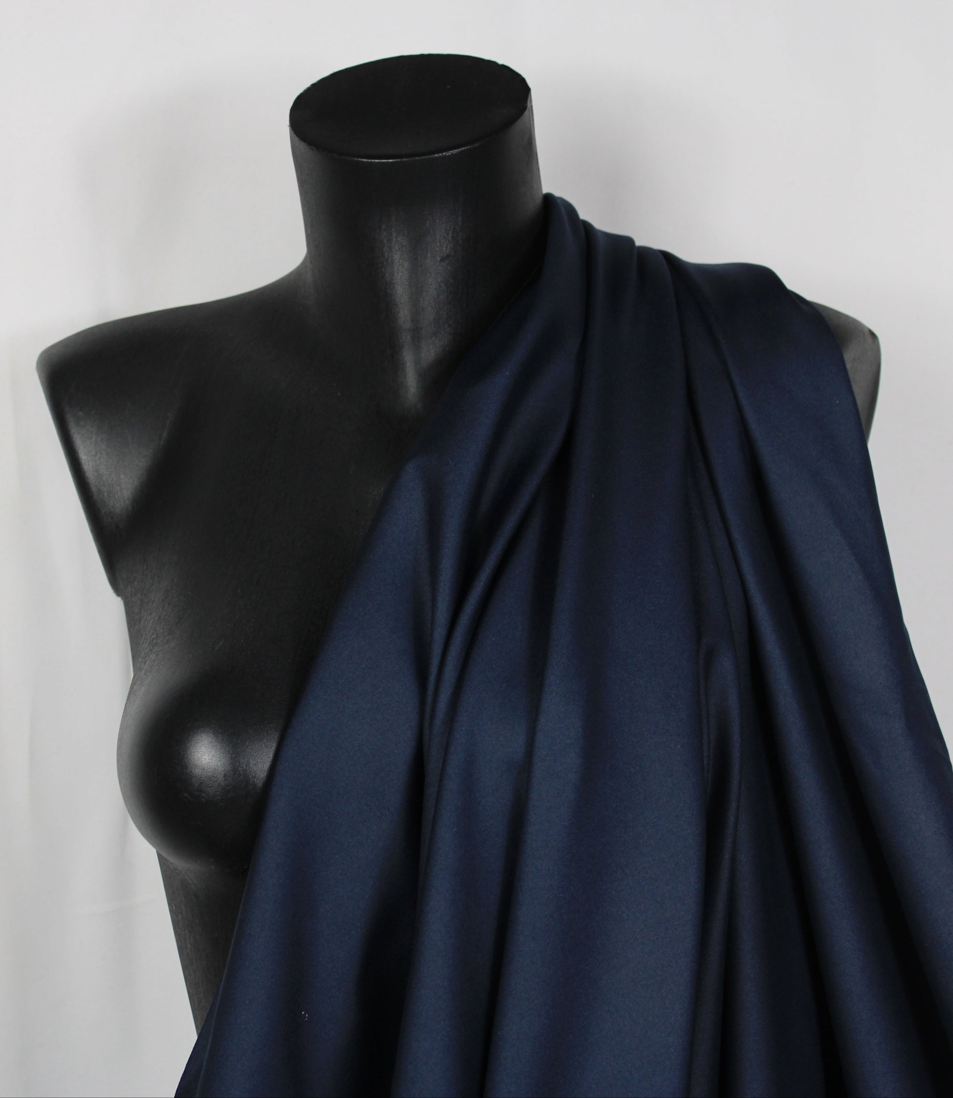 Tissu milano prestige - bleu marine - photo 4/4 | So Tissus