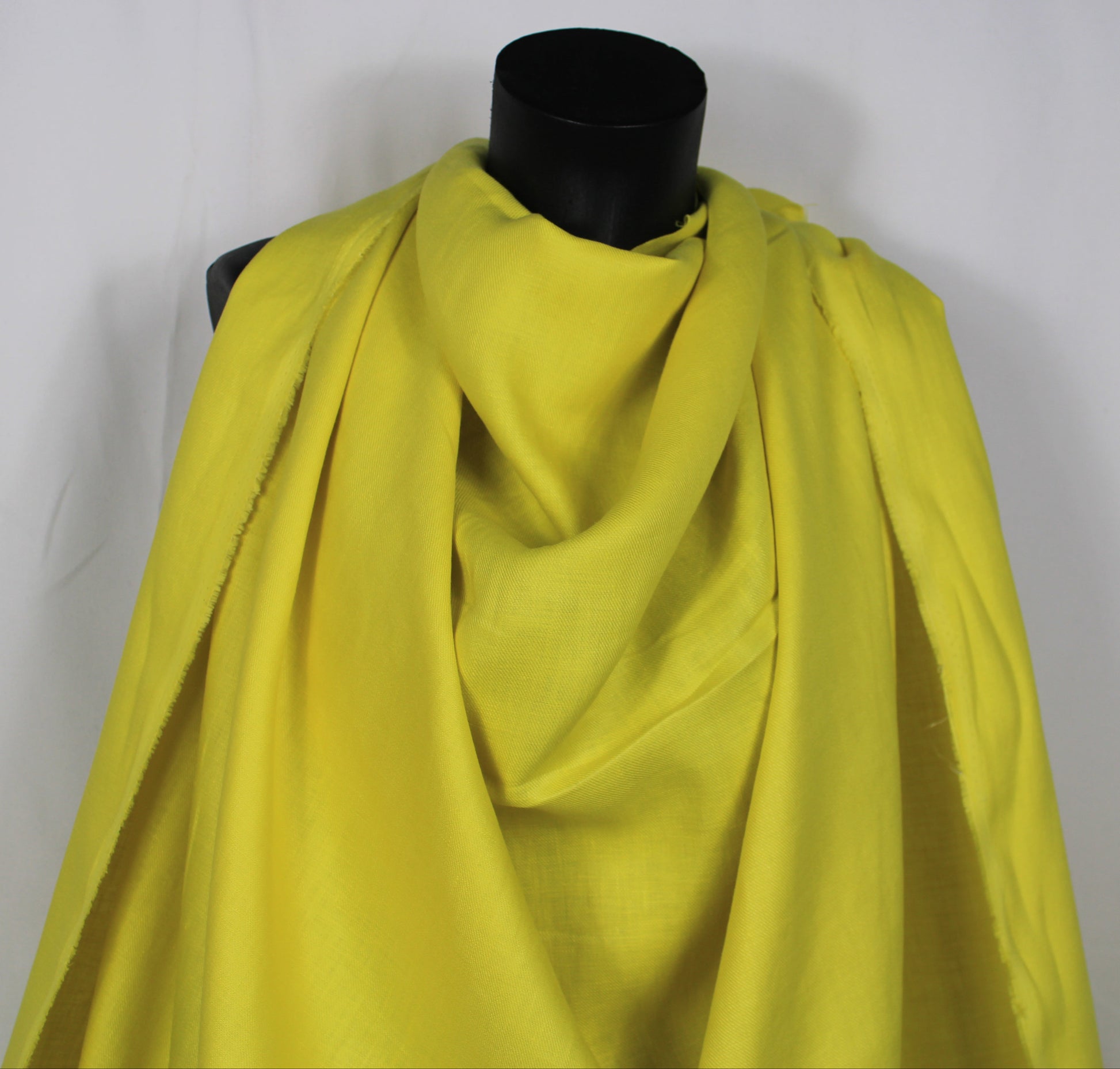 Tissu lin  - jaune - photo 4/4 | So Tissus