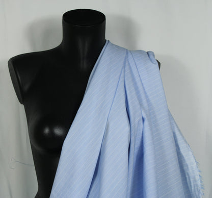 Tissu popeline de coton  - à rayure - bleu clair et blanc - photo 3/4 | So Tissus