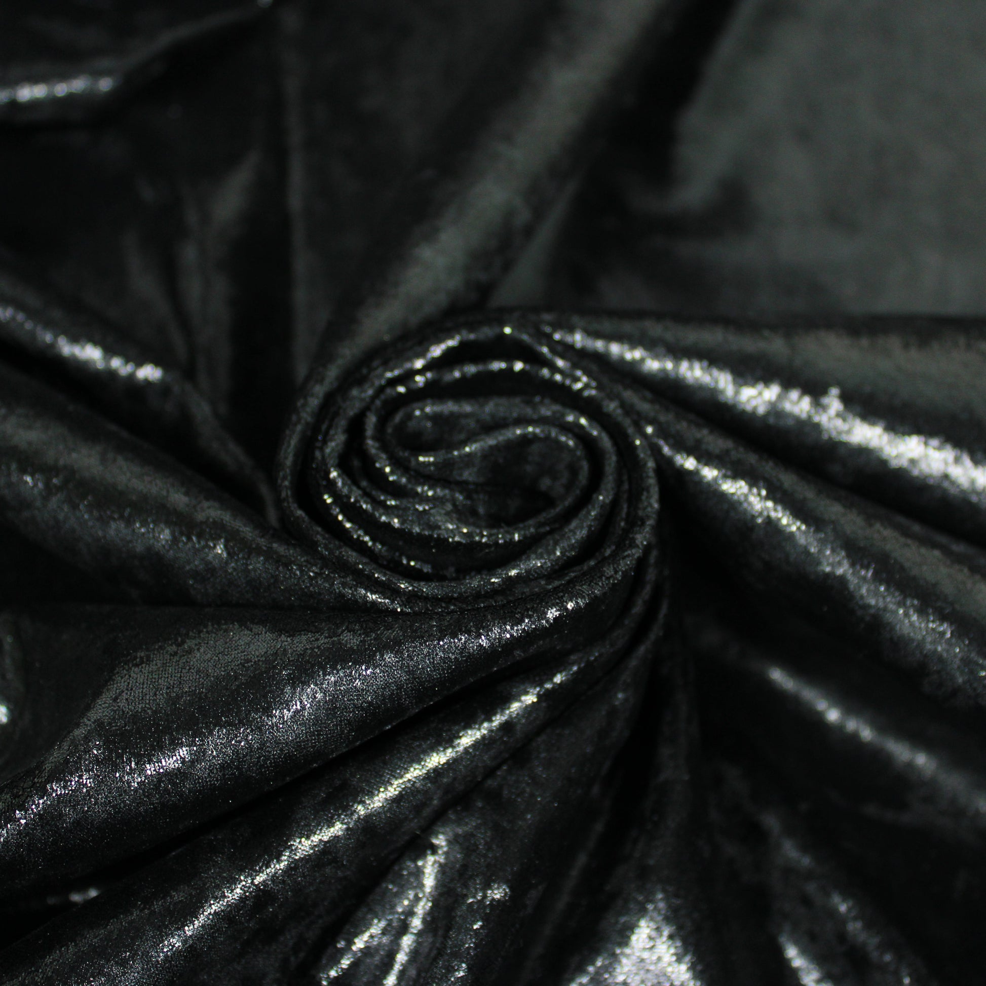 Tissu maille velours frappé  - noir irisé - photo 1/4 | So Tissus