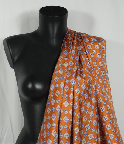 Tissu twill de soie  - imprimé petit carré - orange et bleu - photo 3/5 | So Tissus