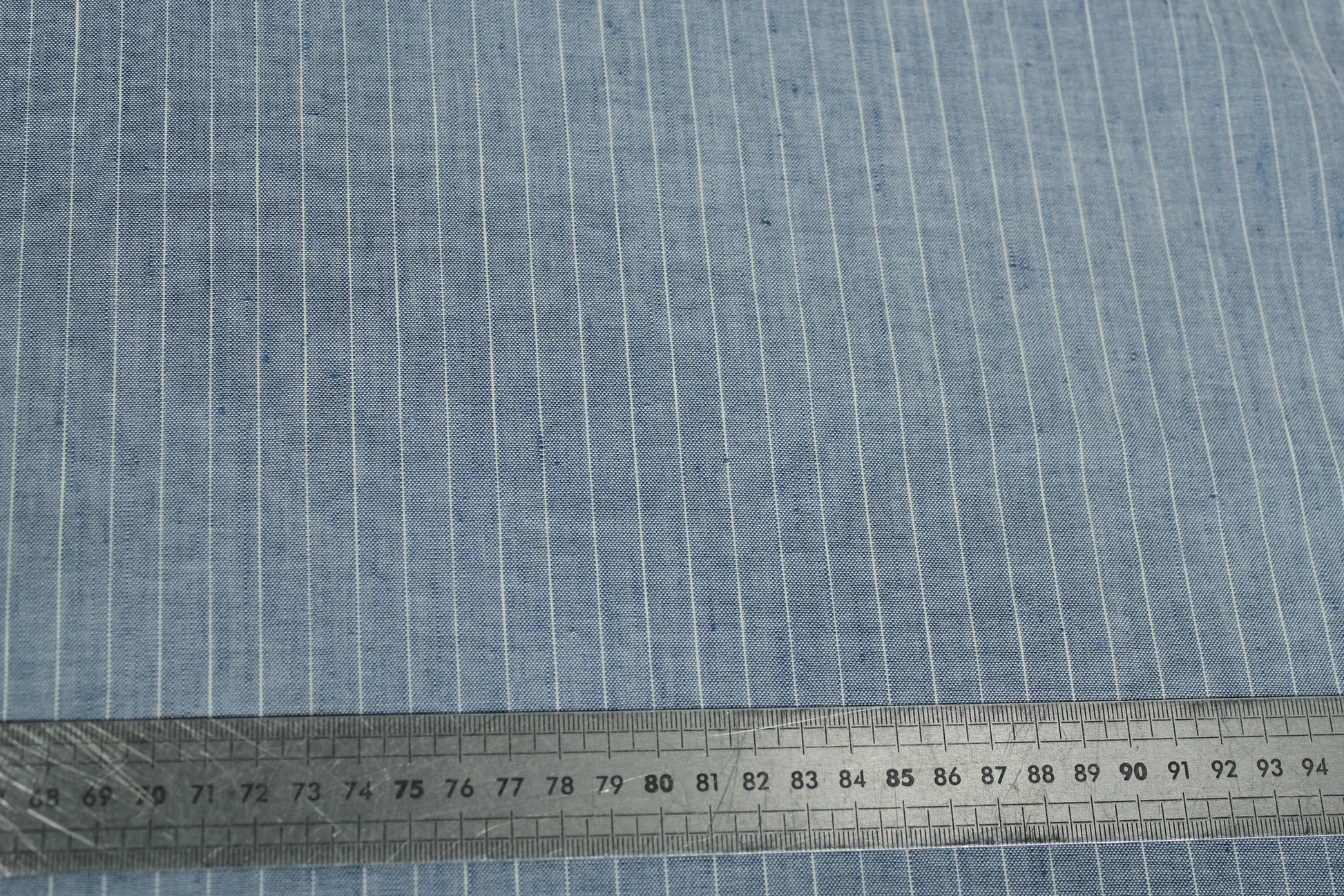 Tissu lin  - à rayures - bleu ciel et blanc - photo 5/5 | So Tissus