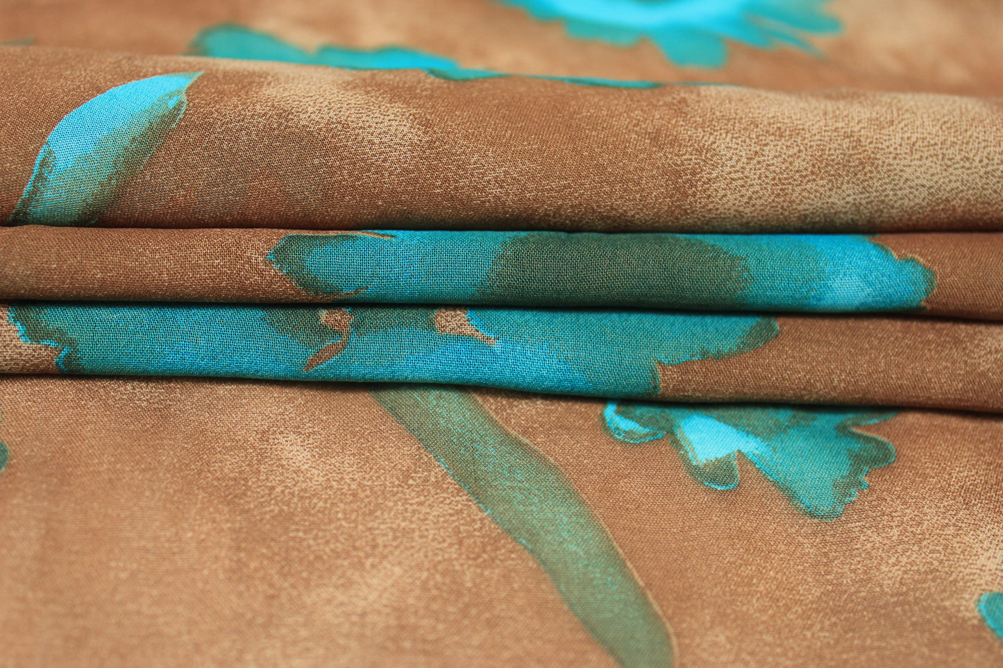 Tissu crêpe georgette  - imprimé fleurs vintages - ton marron et bleu - photo 2/5 | So Tissus