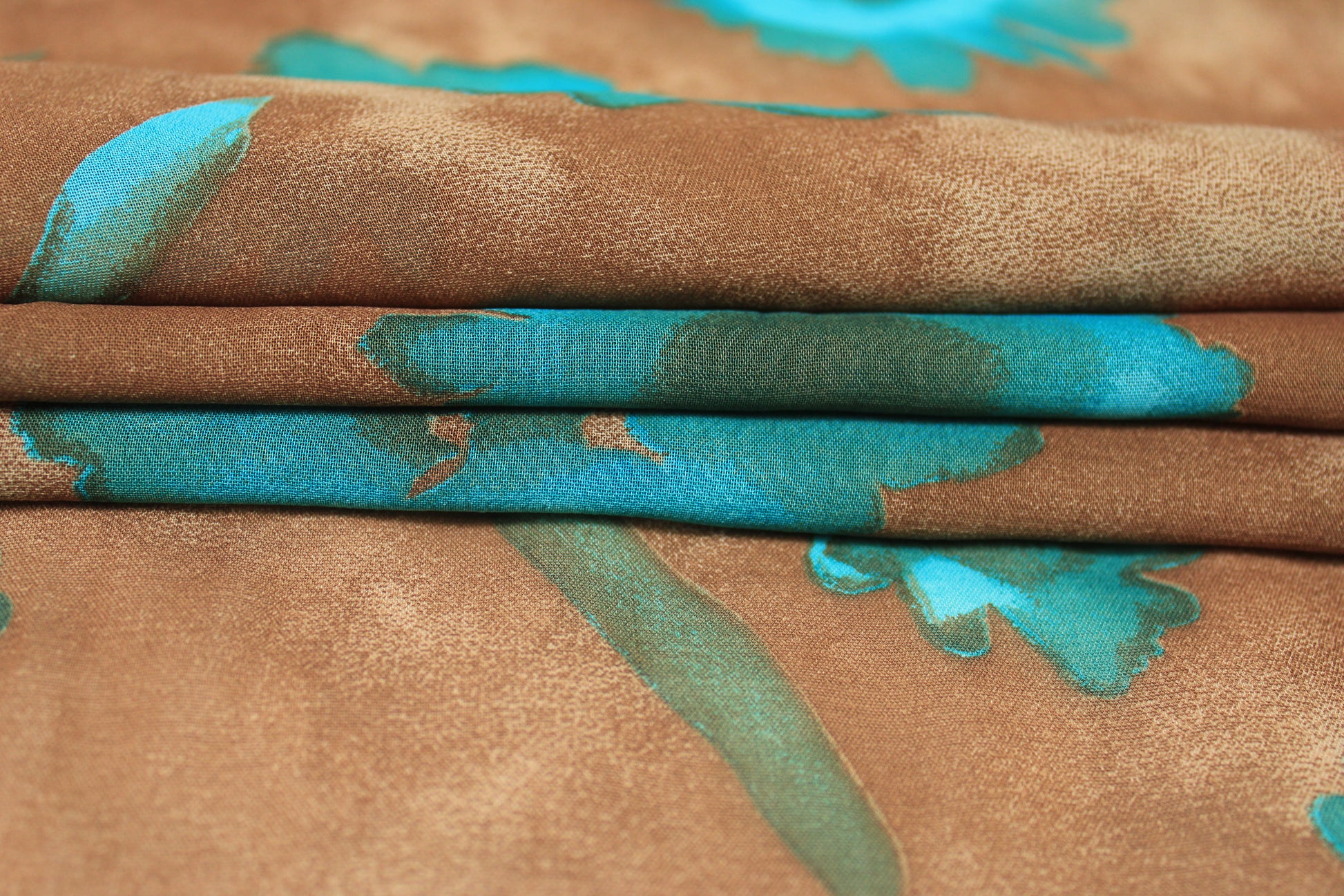 Tissu crêpe georgette  - imprimé fleurs vintages - ton marron et bleu - photo 2/5 | So Tissus