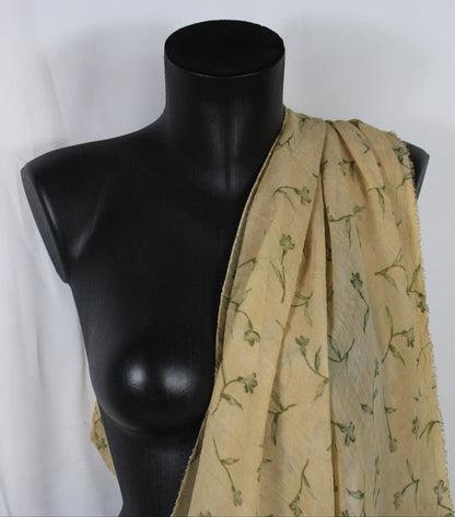 Tissu crêpon  - imprimé fleuri vintage - ton beige et vert - photo 3/5 | So Tissus
