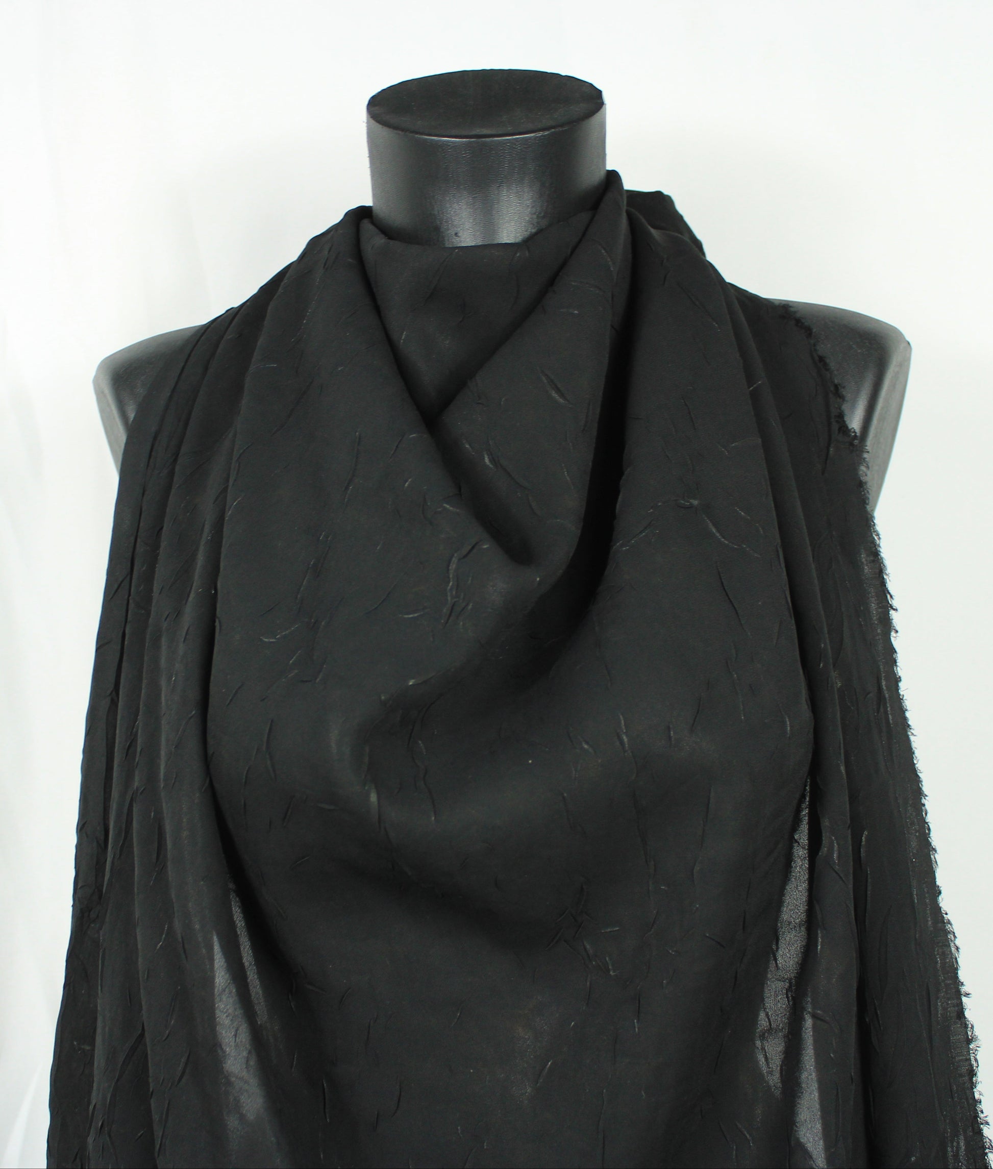 Tissu crêpon  - noir - photo 3/4 | So Tissus