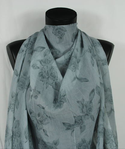 Tissu crêpon  - imprimé fleurs vintages - ton gris bleu - photo 2/5 | So Tissus