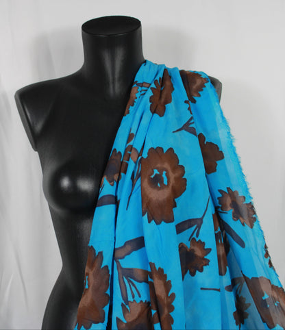 Tissu crêpe georgette  - imprimé fleurs vintages - ton bleu et marron - photo 4/5 | So Tissus