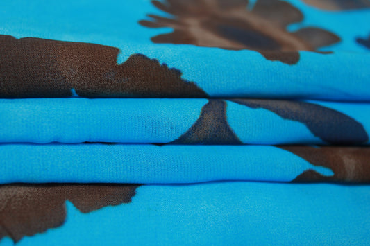 Tissu crêpe georgette  - imprimé fleurs vintages - ton bleu et marron - photo 2/5 | So Tissus