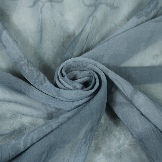 Tissu crêpon  - imprimé fleurs vintages - ton gris perle - photo 1/5 | So Tissus