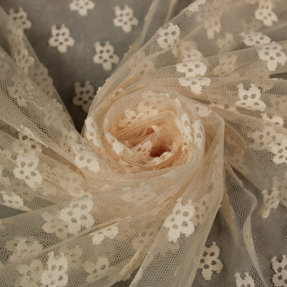Tissu tulle brodé - motif fleuri - écru rosé - photo 1/6 | So Tissus