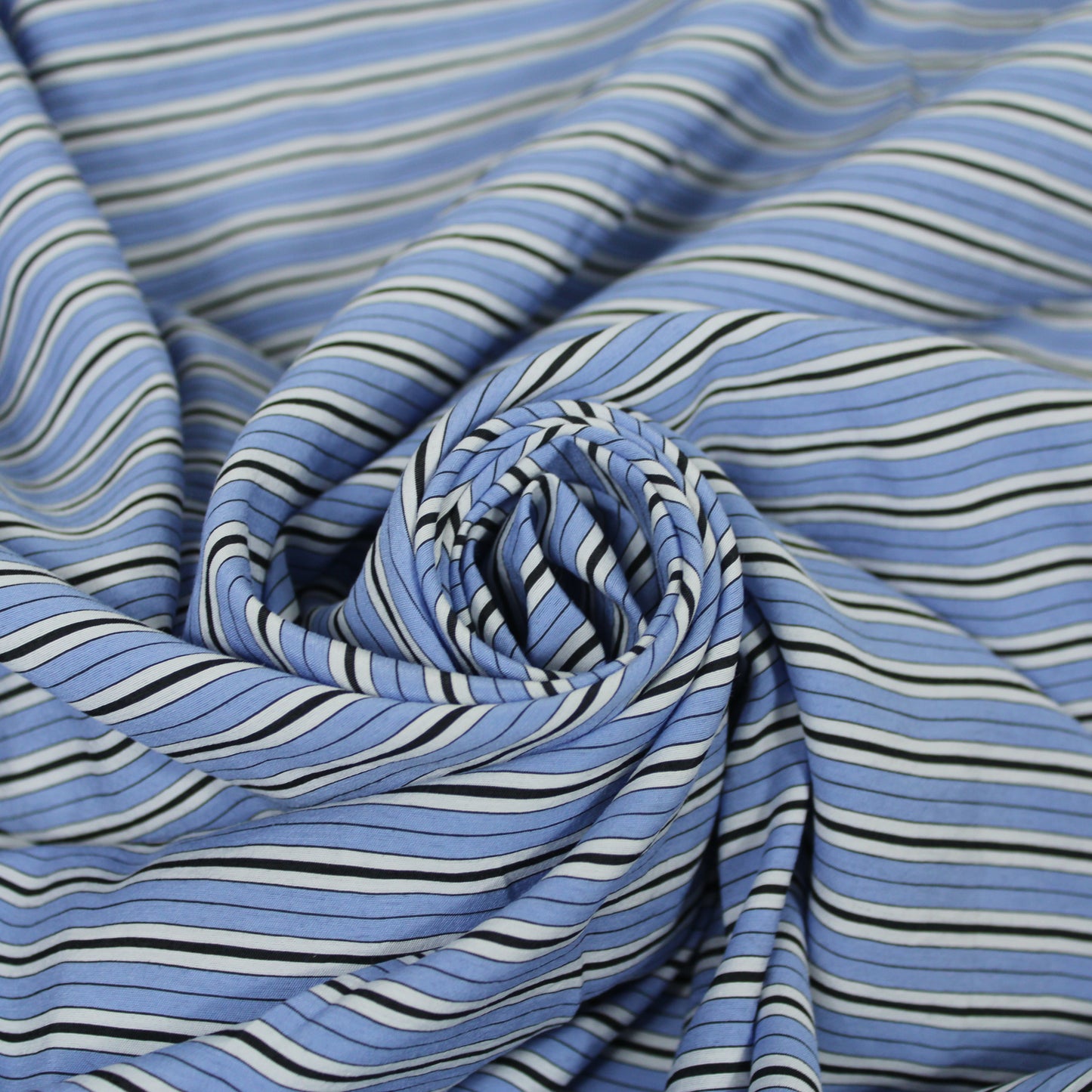 Tissu popeline coton prestige - à rayures - blanc, bleu ciel et noir - photo 1/5 | So Tissus