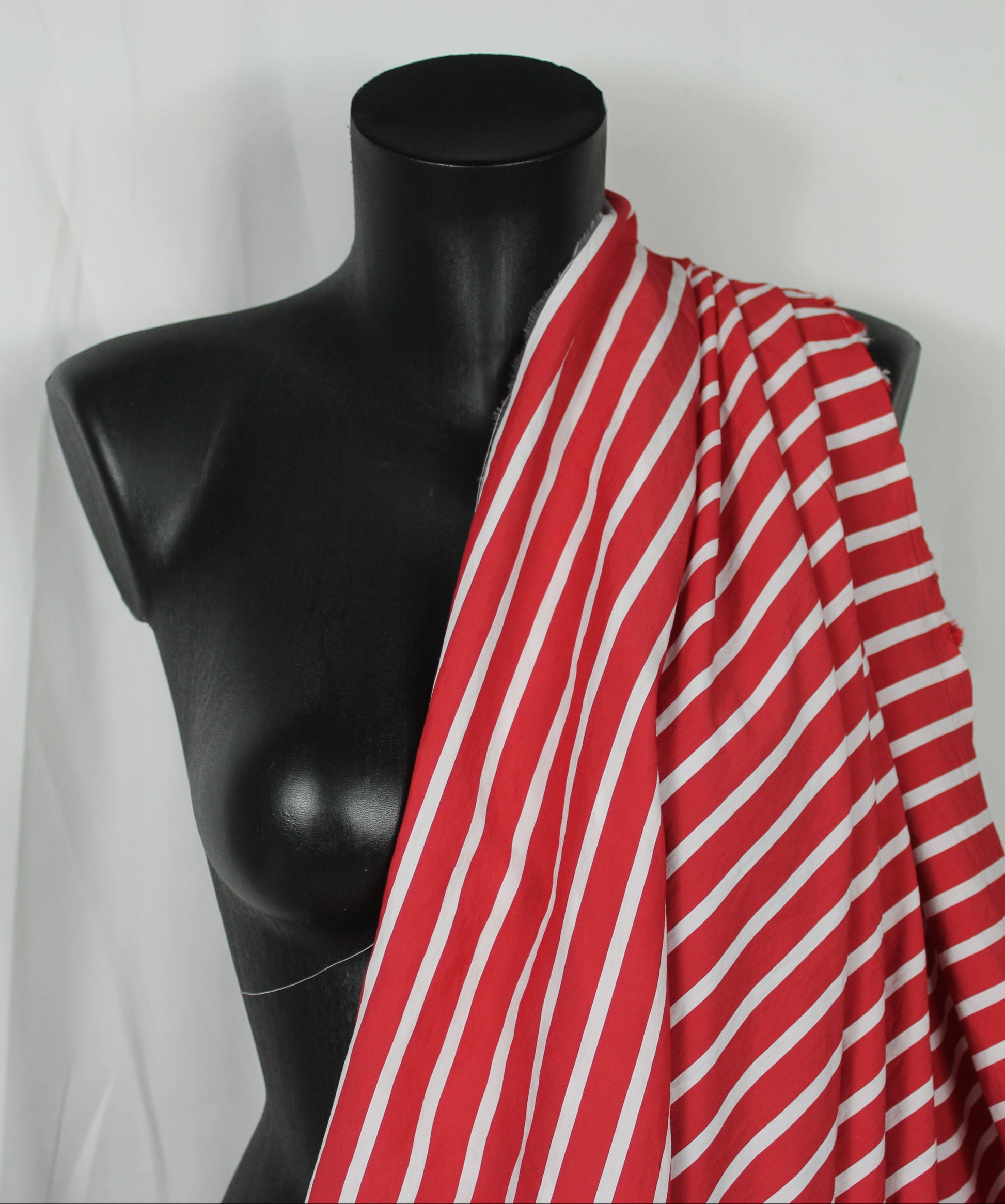 Tissu popeline coton prestige - à rayures - rouge et blanc - photo 4/5 | So Tissus