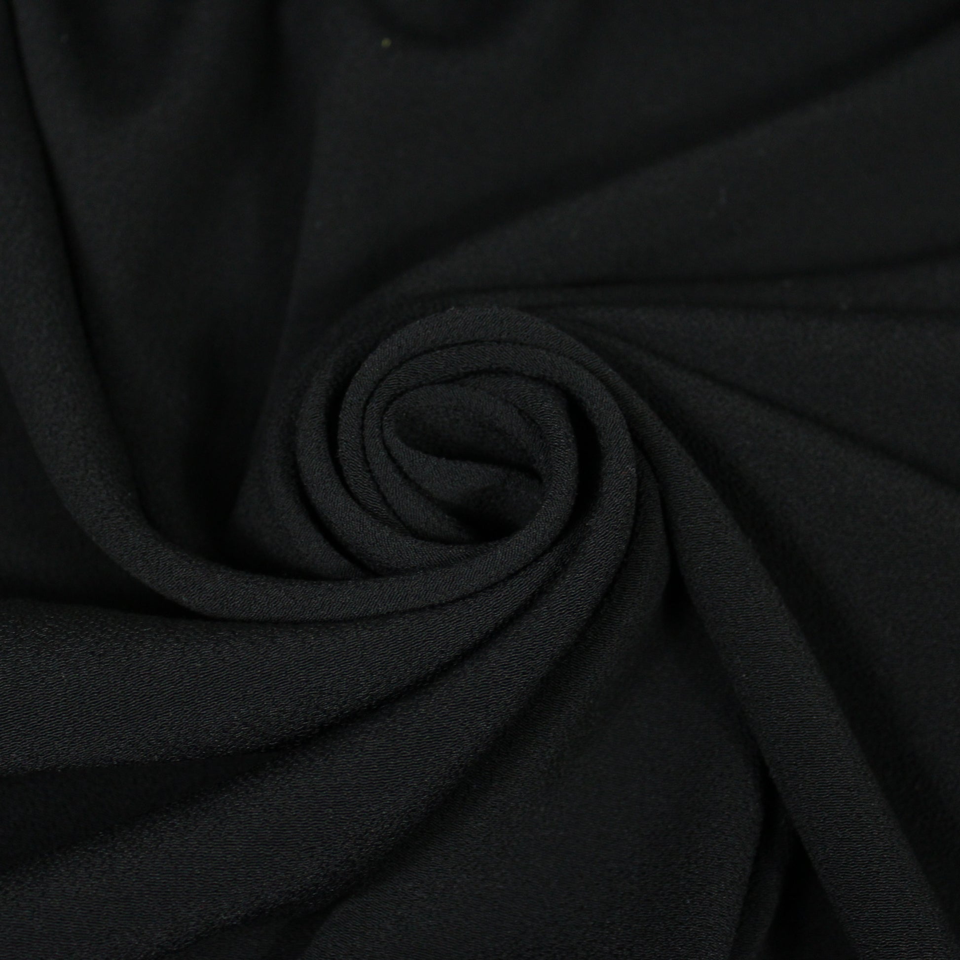 Tissu crêpe viscose - noir - photo 1/4 | So Tissus