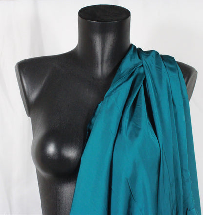 Tissu satin de viscose - bleu canard - photo 4/4 | So Tissus