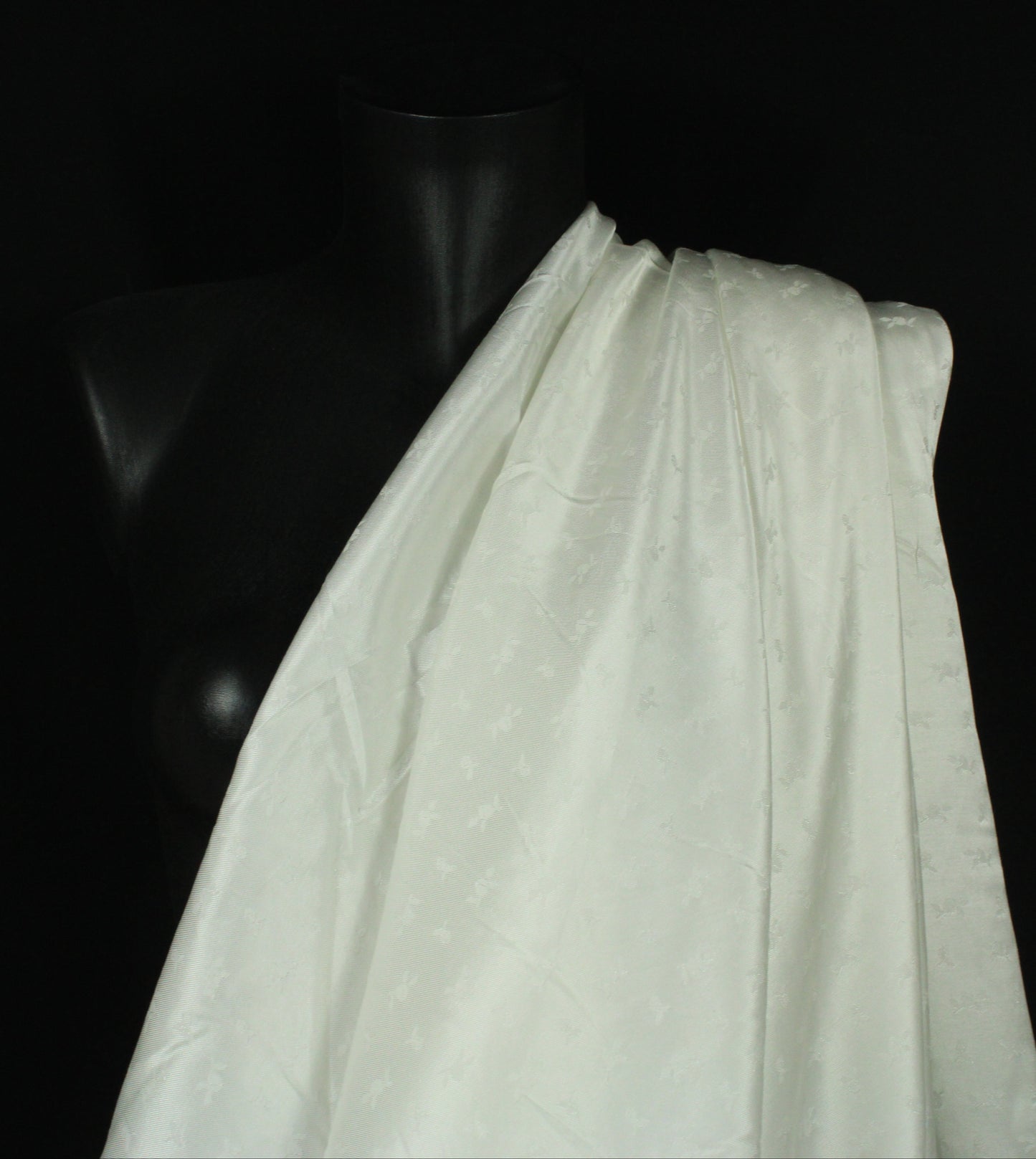 Tissu twill viscose - effet brodé - blanc - photo 3/4 | So Tissus