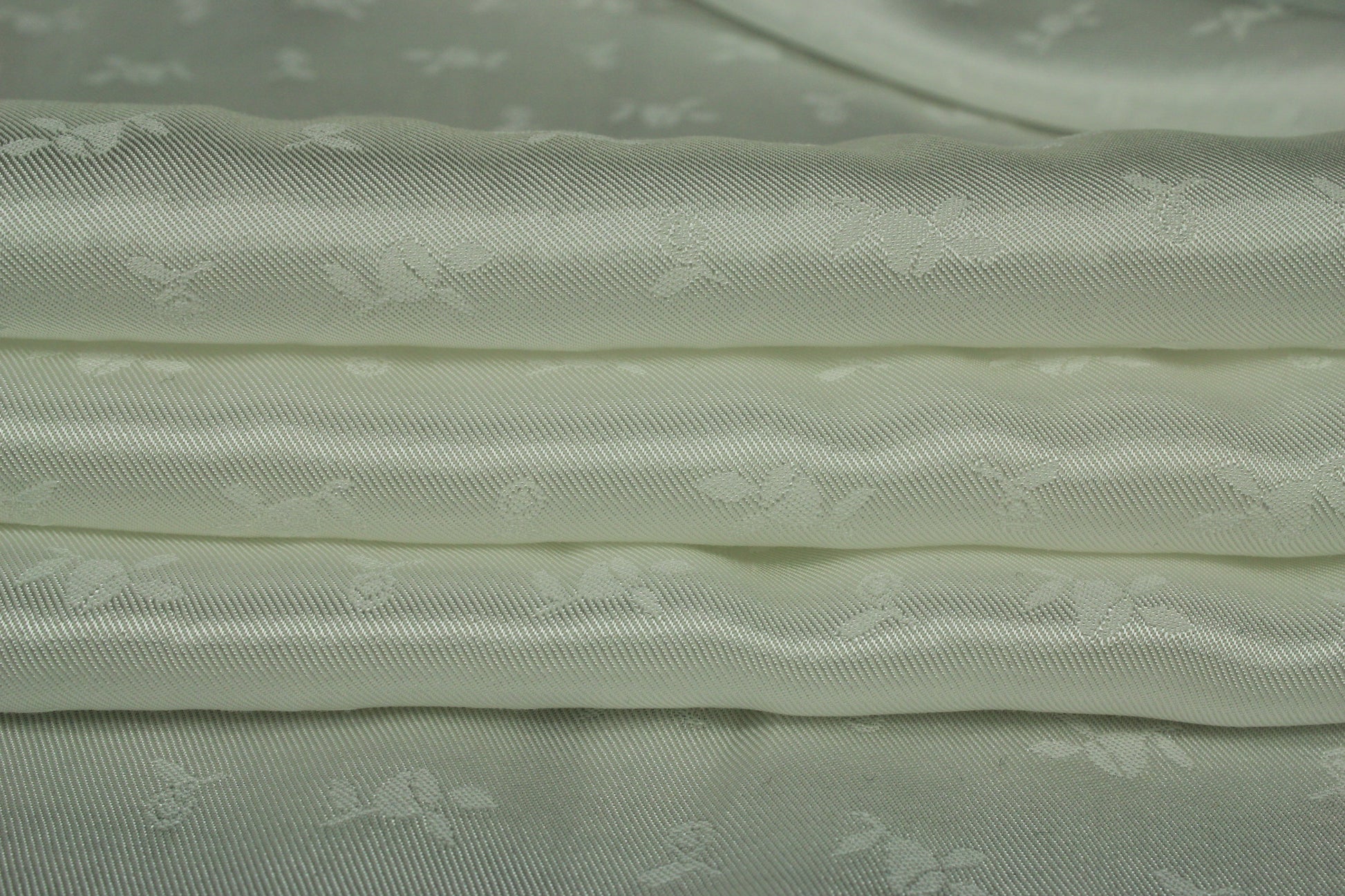 Tissu twill viscose - effet brodé - blanc - photo 2/4 | So Tissus