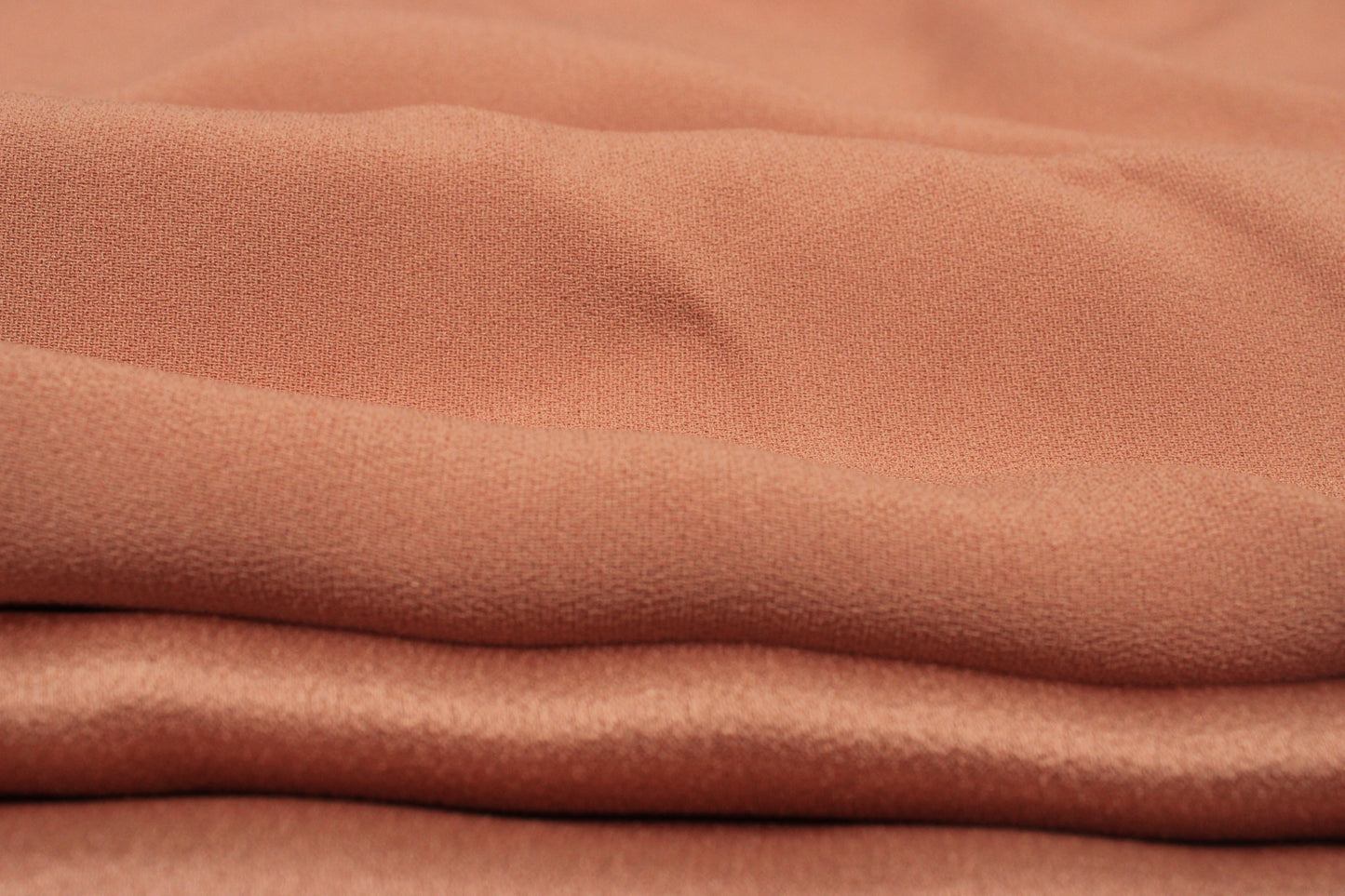 Tissu crêpe envers satin japonais - nude - photo 2/4 | So Tissus