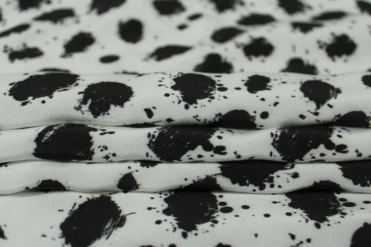 Tissu crêpe de chine 100% soie - imprimé à pois tacheté - noir et blanc - photo 2/5 | So Tissus