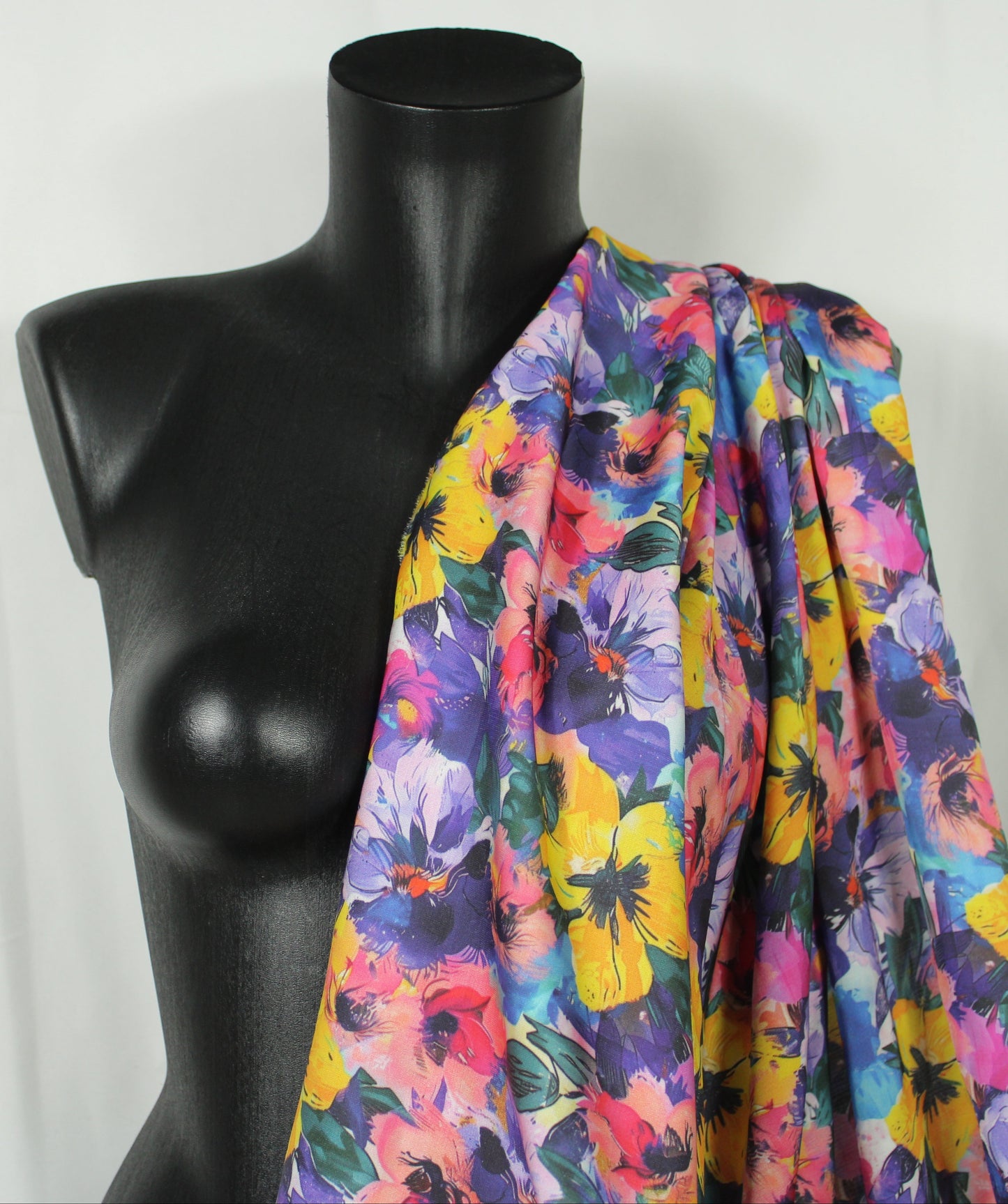 Tissu satin de viscose - imprimé fleurs abstraites - multicolore - photo 4/5 | So Tissus