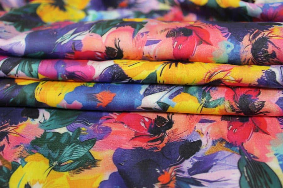 Tissu satin de viscose - imprimé fleurs abstraites - multicolore