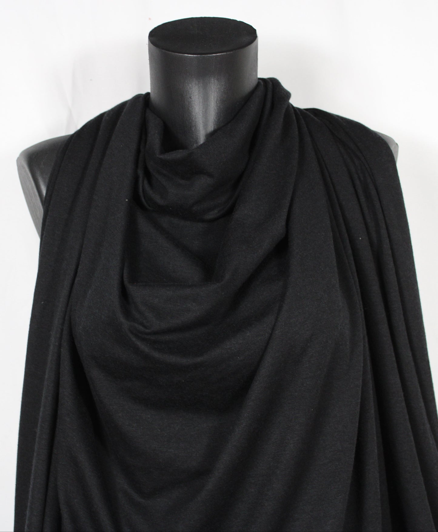 Tissu jersey de laine - noir - photo 3/4 | So Tissus