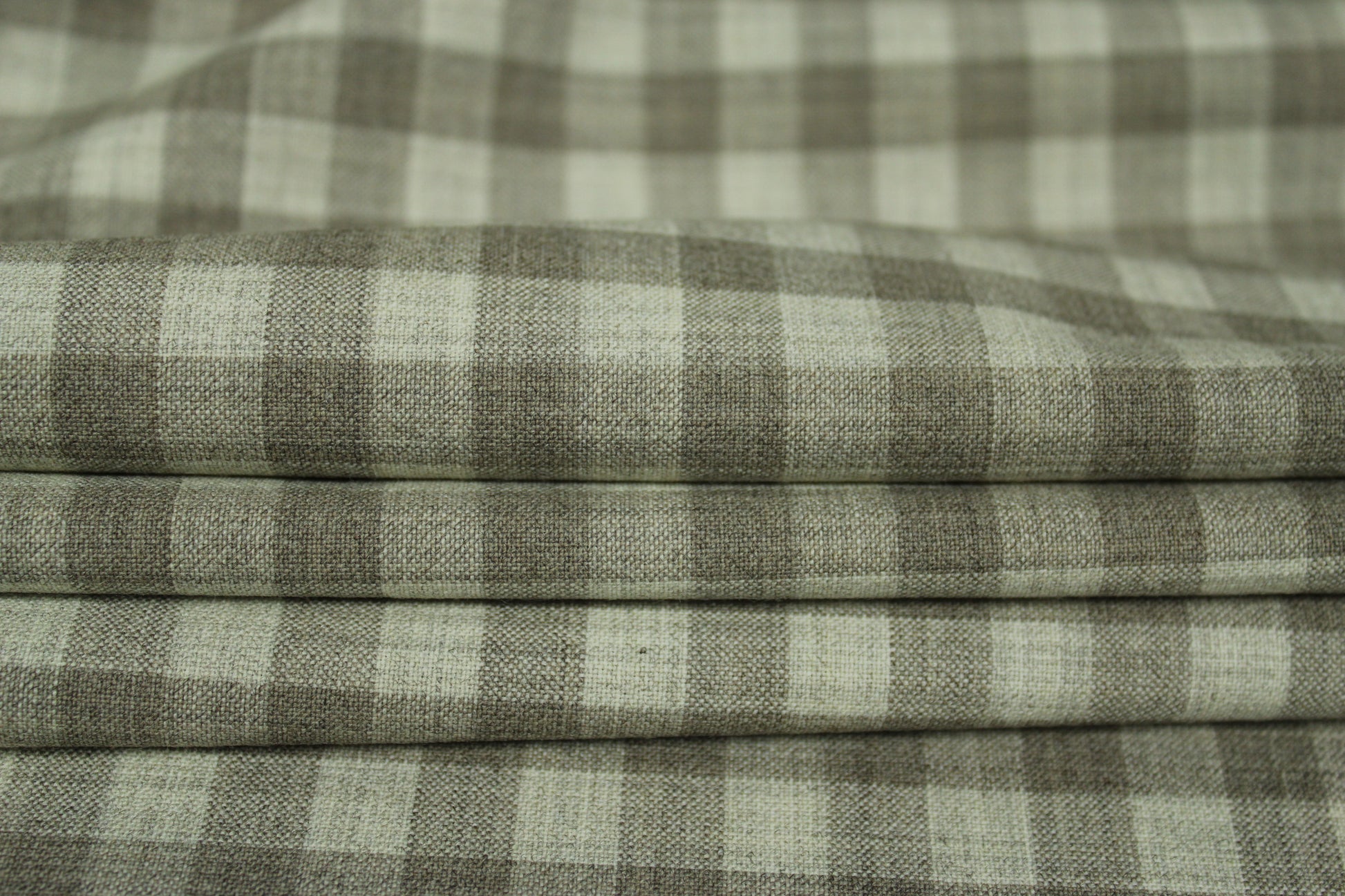Tissu crêpe de laine stretch - à carreaux - ton greige - photo 2/5 | So Tissus