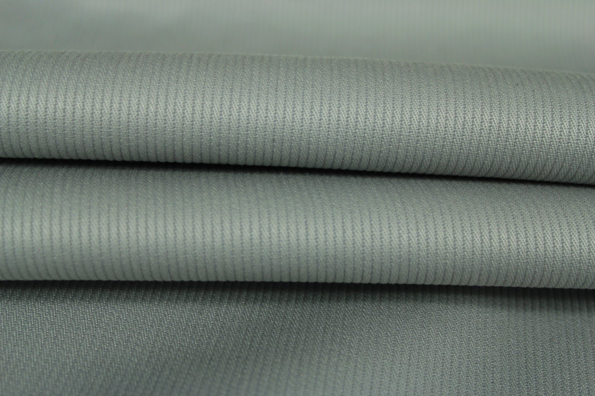 Tissu gabardine coton côtelé - gris perle - photo 2/4 | So Tissus