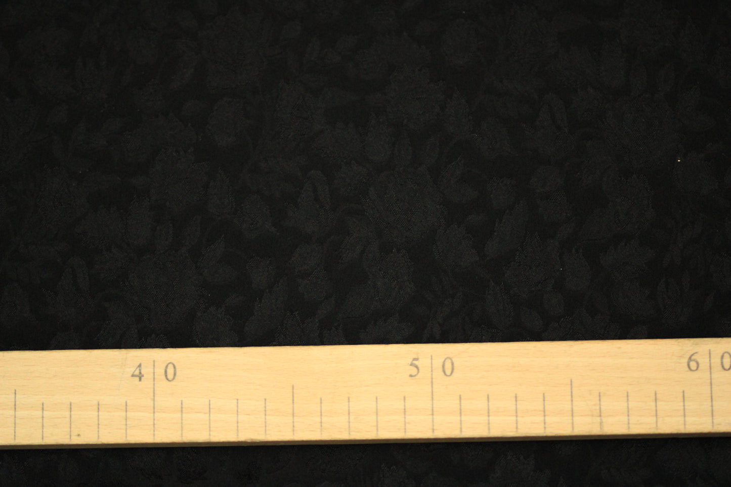 Tissu jacquard de soie - motif fleuri - noir - photo 3/5 | So Tissus