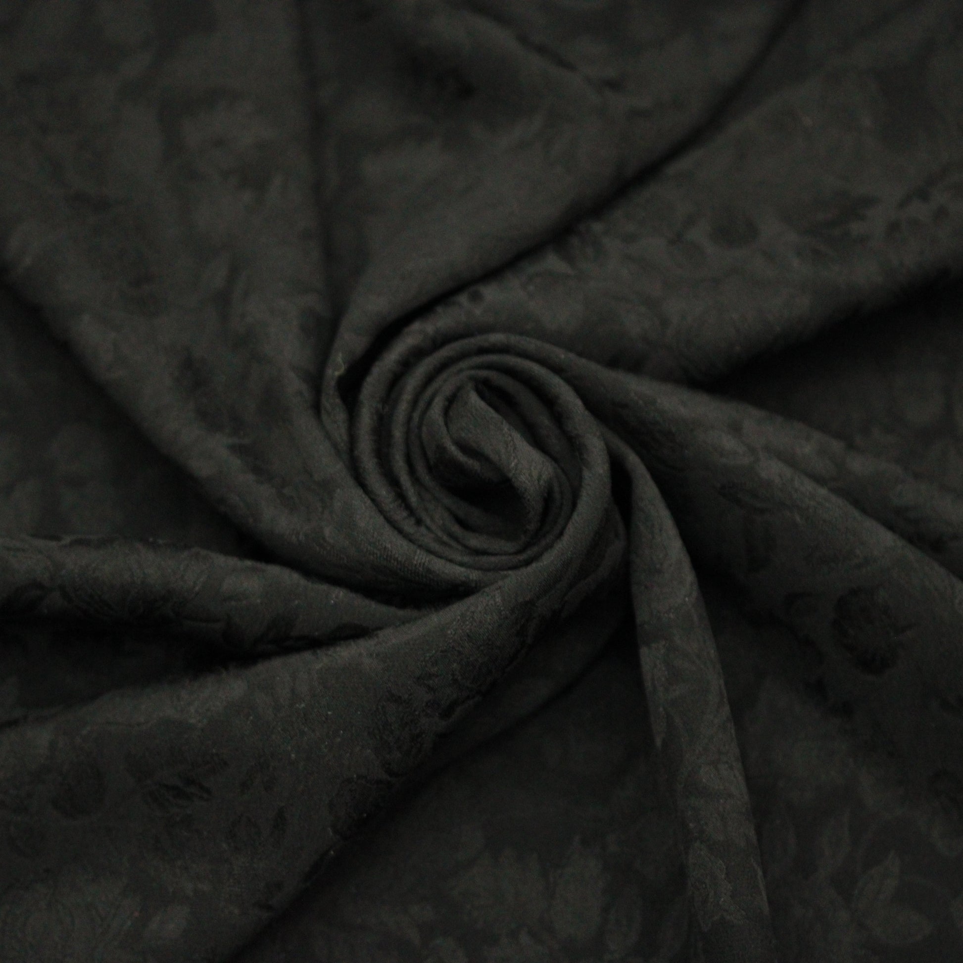 Tissu jacquard de soie - motif fleuri - noir - photo 1/5 | So Tissus