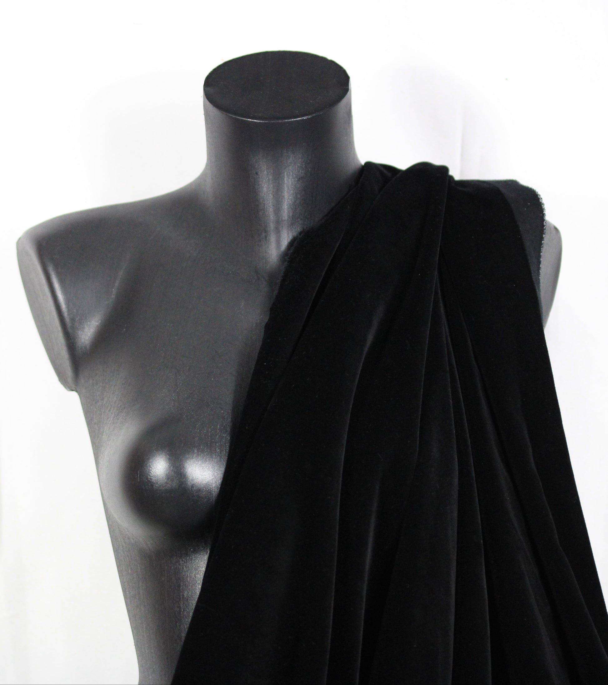 Tissu velours lisse prestige  - noir - photo 4/4 | So Tissus