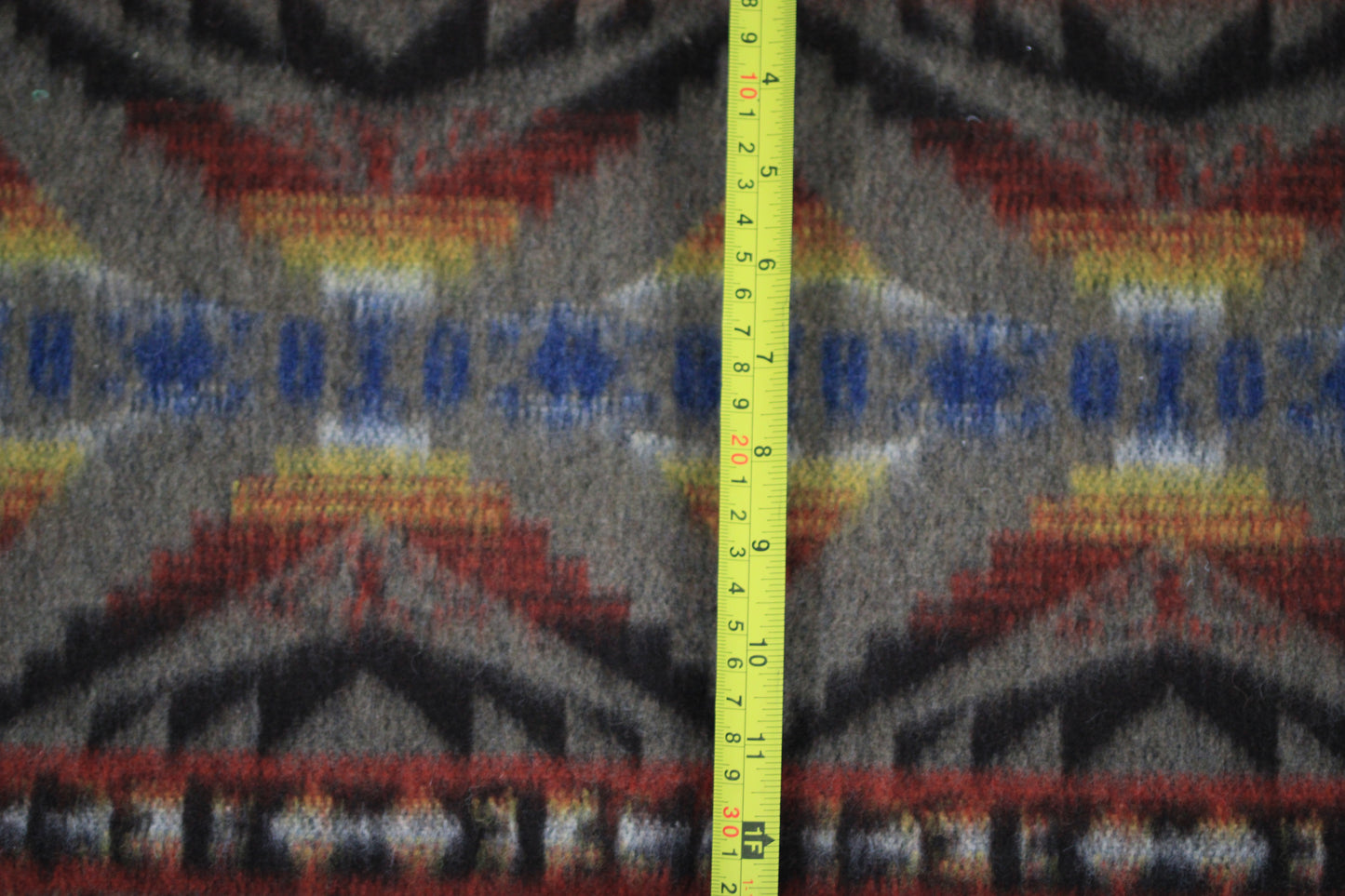 Tissu lainage duveteux - motif ikat - photo 5/5 | So Tissus