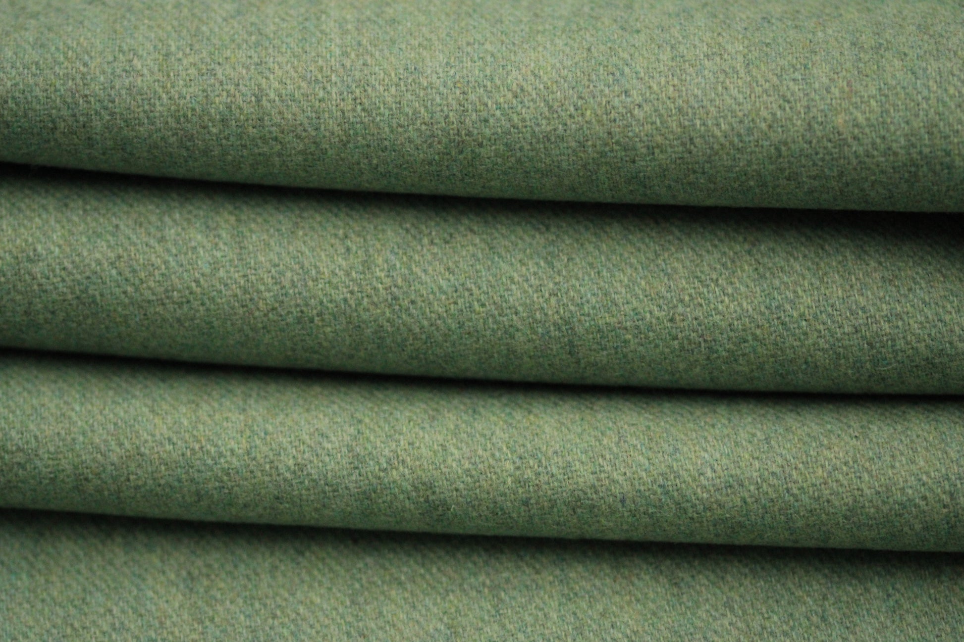Tissu lainage - ton vert celadon - photo 2/4 | So Tissus