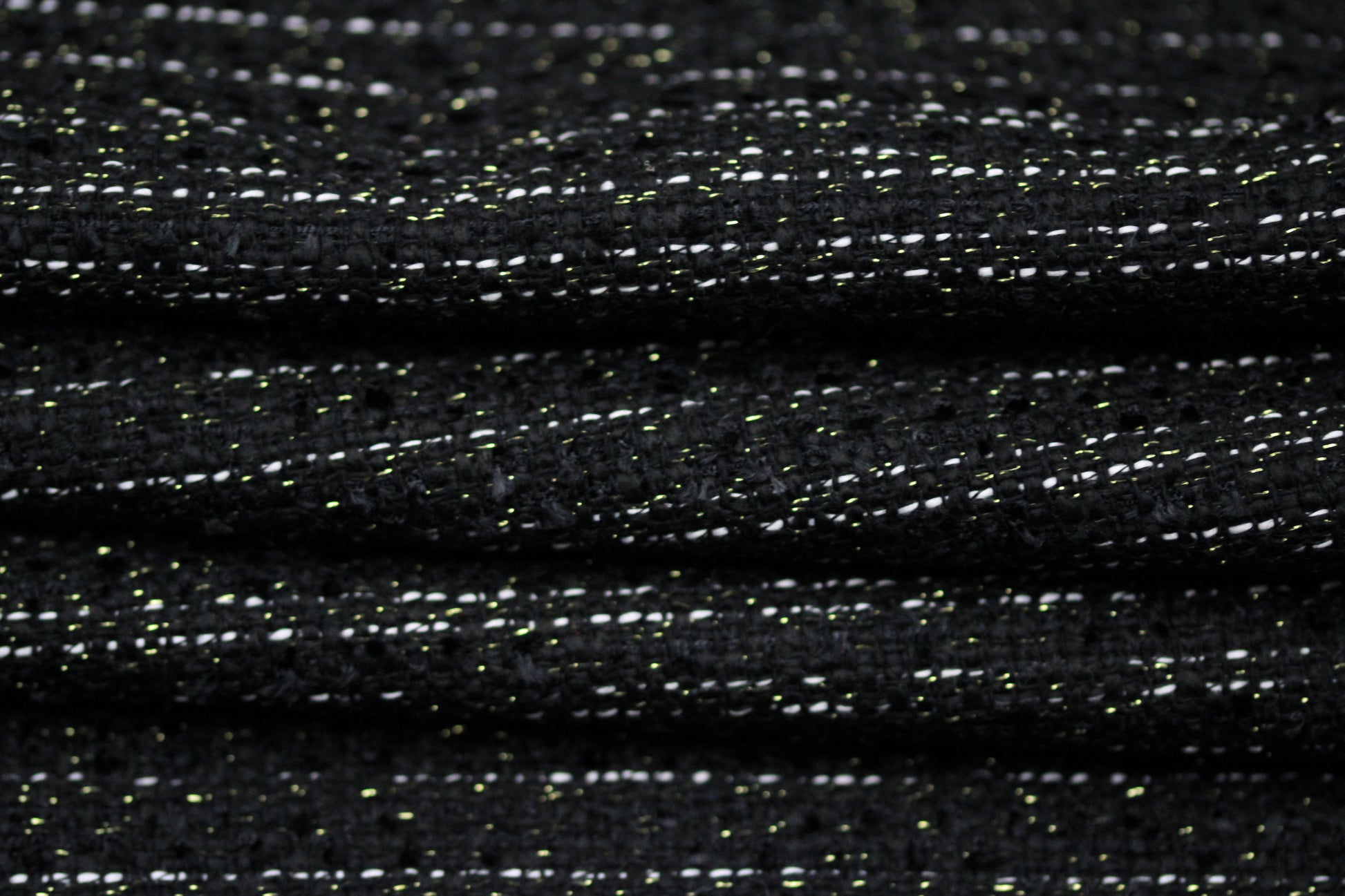Tissu tweed lurex - ton noir - photo 2/4 | So Tissus
