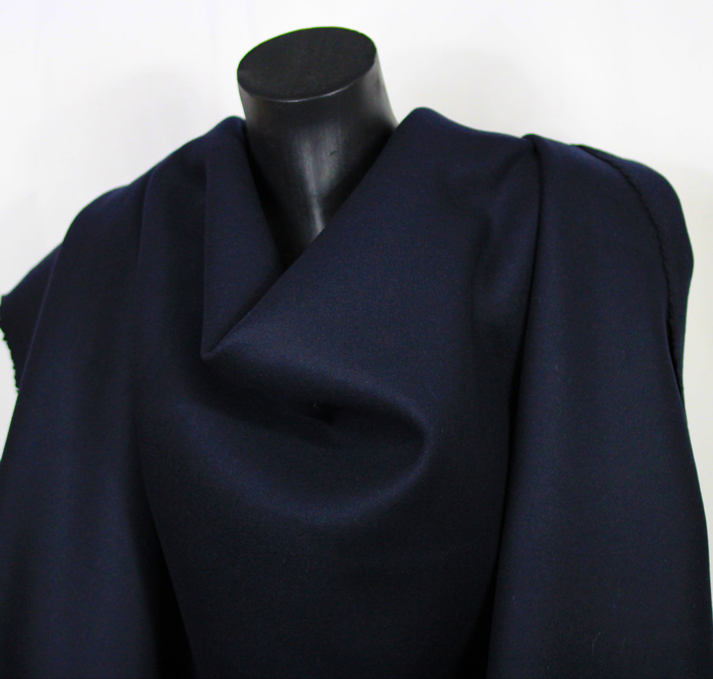Tissu drap de laine caban - bleu marine - photo 4/4 | So Tissus