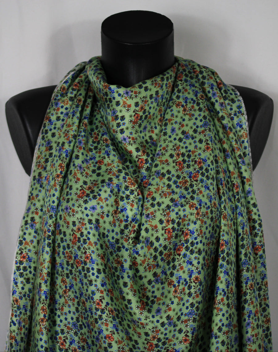 Tissu twill de soie  - imprimé petites fleurs - ton vert d'eau