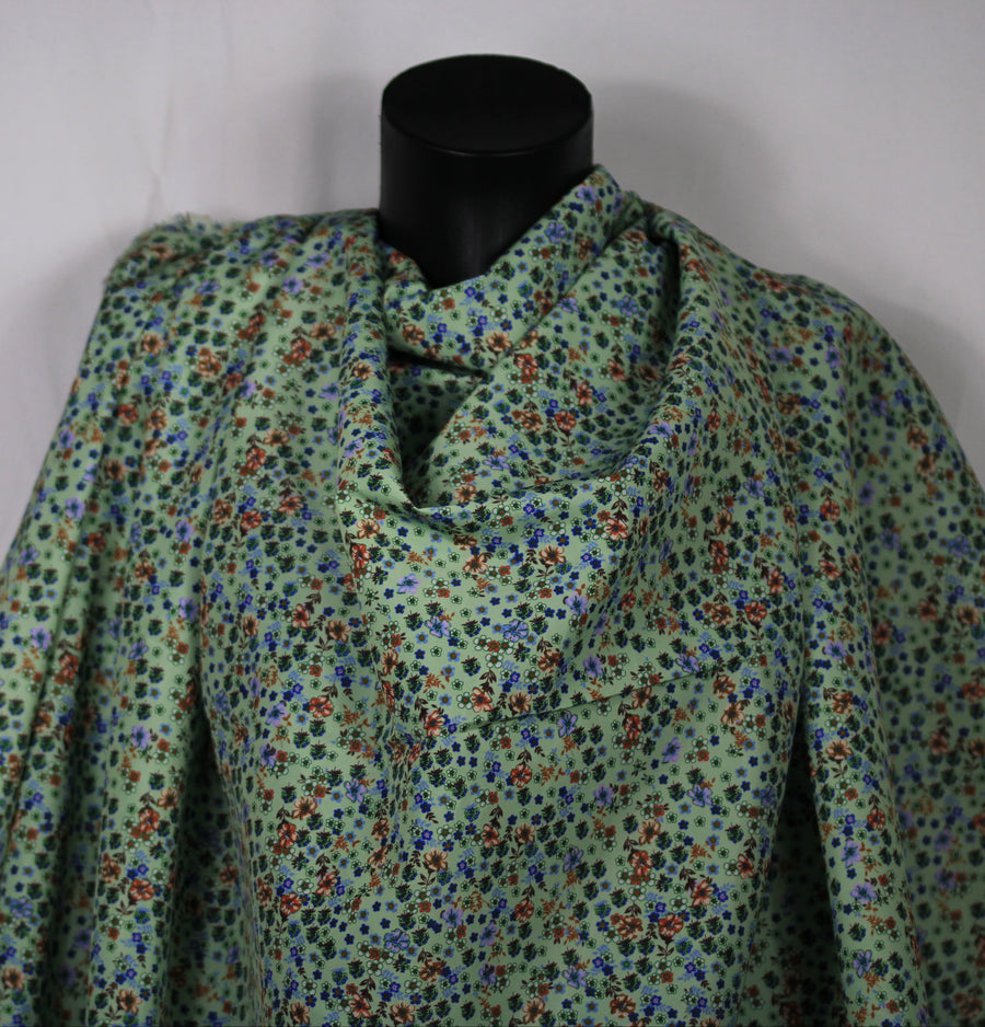 Tissu technique imperméable - imprimé fleuri - ton vert d'eau