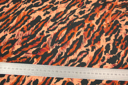 Tissu viscose - grand imprimé leopard - ton orange - photo 4/4 | So Tissus