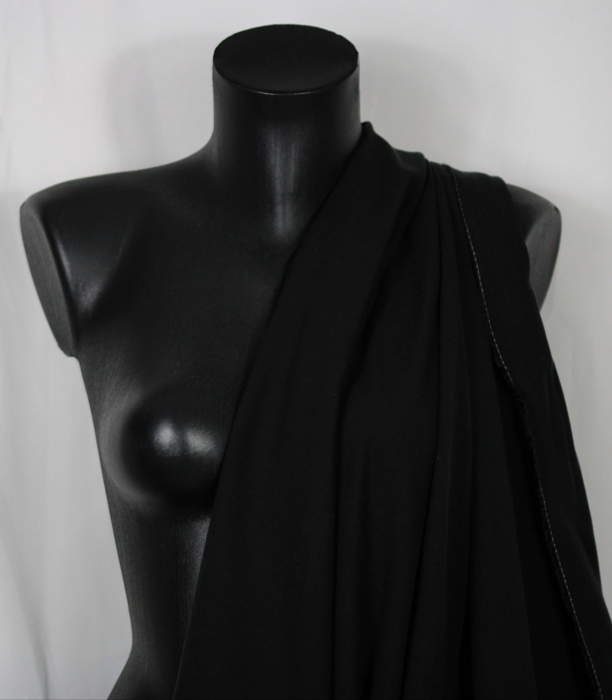 Tissu twill tencel - noir - photo 3/4 | So Tissus