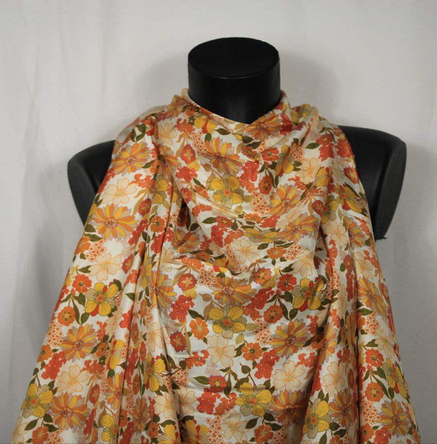 Tissu twill de soie  - imprimé fleurie - ton orange