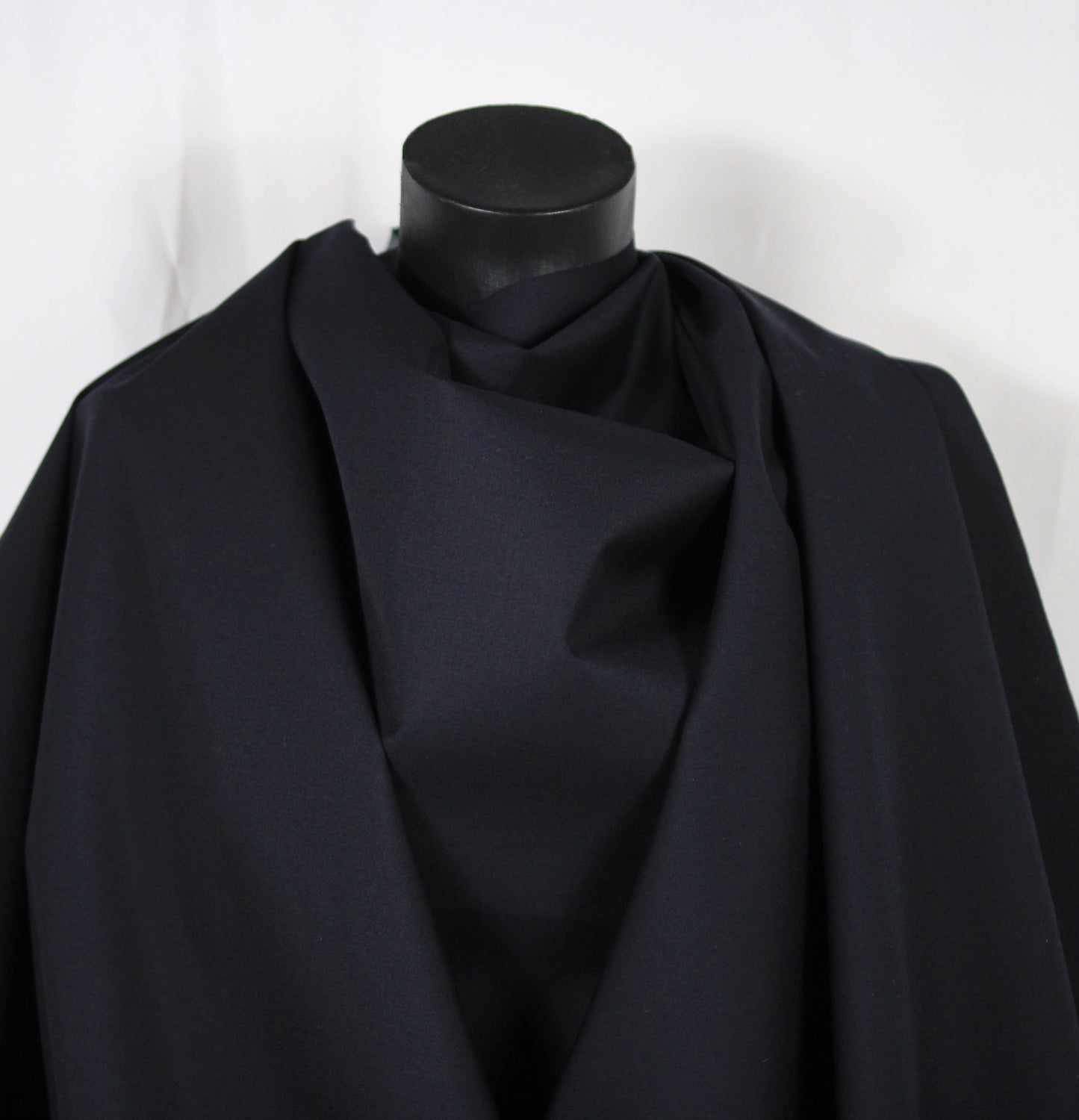 Tissu laine froide imperméable - bleu marine foncé - photo 4/4 | So Tissus