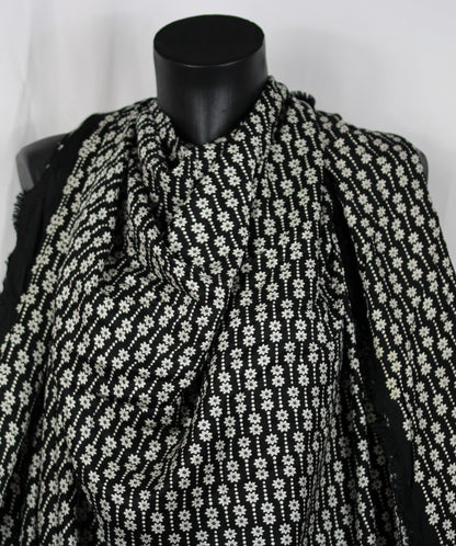 Tissu twill viscose - imprimé fleuri - noir et blanc - photo 4/5 | So Tissus