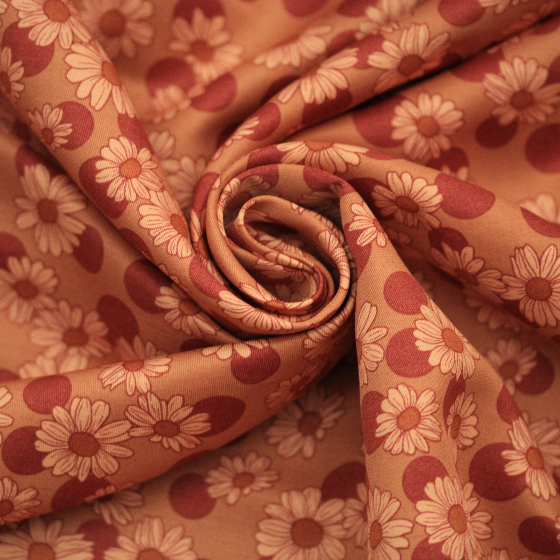 Tissu twill viscose - imprimé marguerite - ton marron et rouille - photo 1/5 | So Tissus