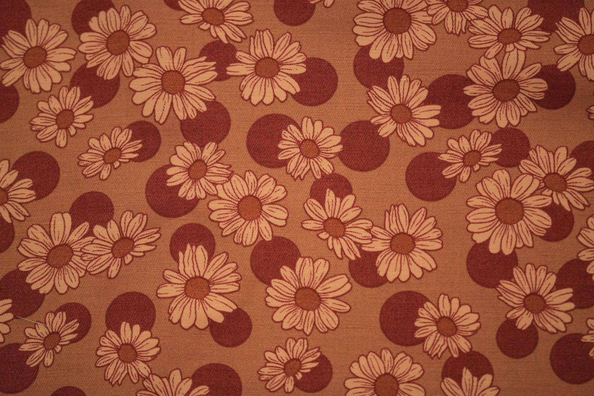 Tissu twill viscose - imprimé marguerite - ton marron et rouille - photo 5/5 | So Tissus